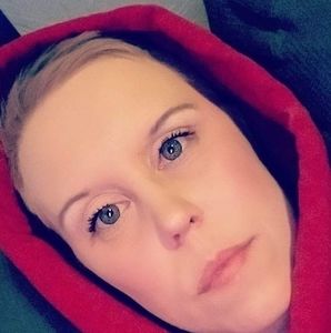 Meet your Posher, Kendra